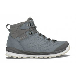 Overview image: Lowa Malta GTX